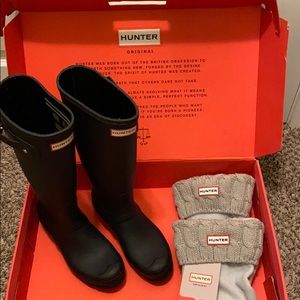 COPY - Women’s size 7 black Hunter boots